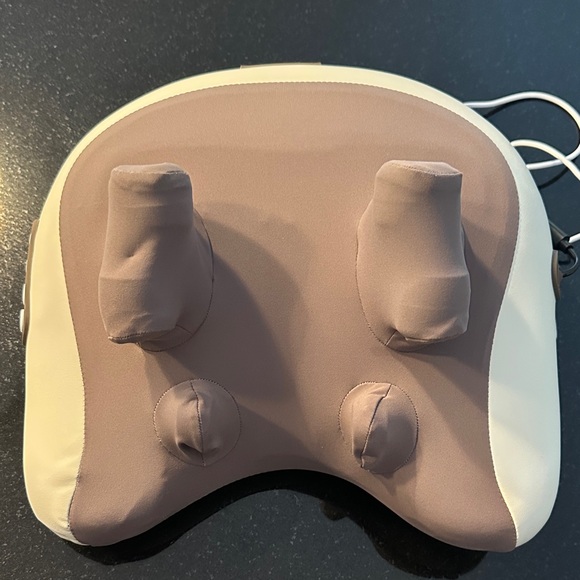 HiZoo Neck Massager - Picture 2 of 2